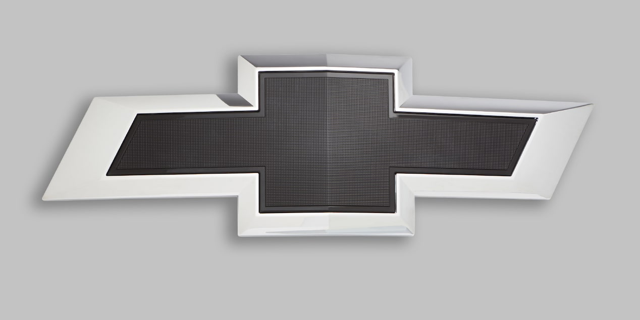 Emblema Chevrolet frontal en negro