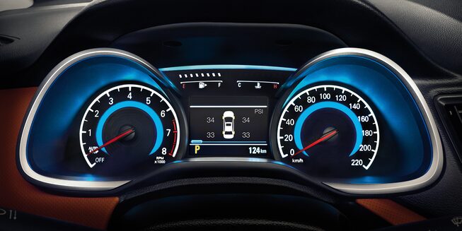 Chevrolet Cavalier 2019, auto familiar, incluye clúster con pantalla de 3.5 pulgadas