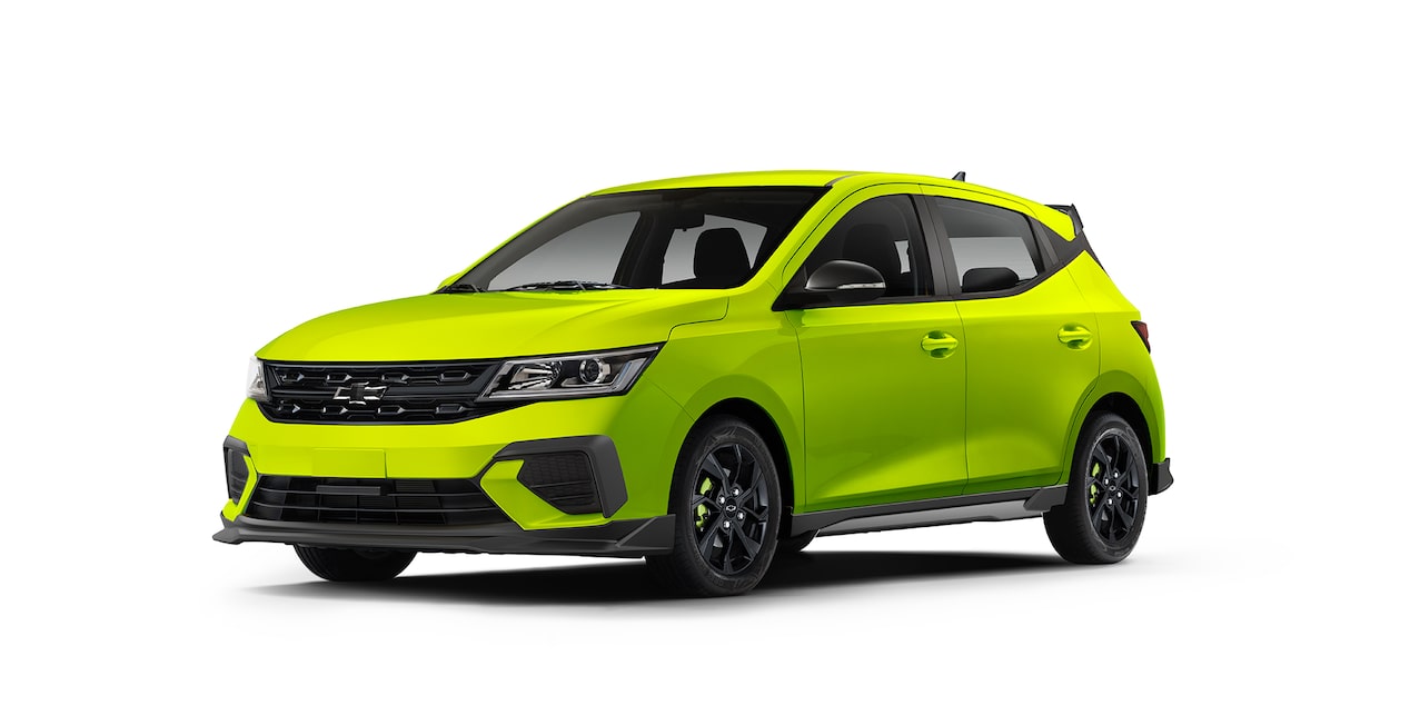Nuevo sedán Chevrolet Aveo Hatchback 2025 Black Edition  en color Track Yellow
