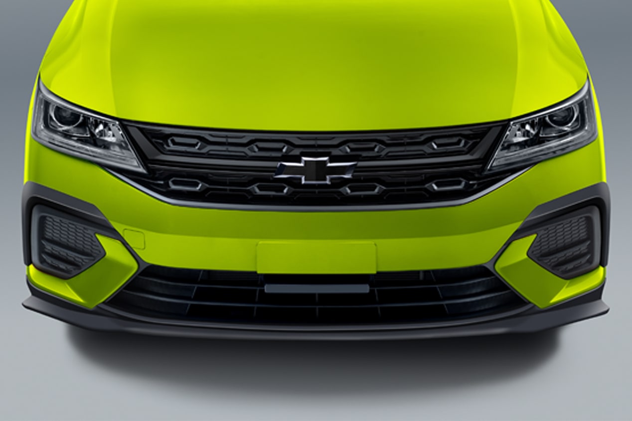 Chevrolet Aveo Black Edition 2025 Logo y parrila color negro