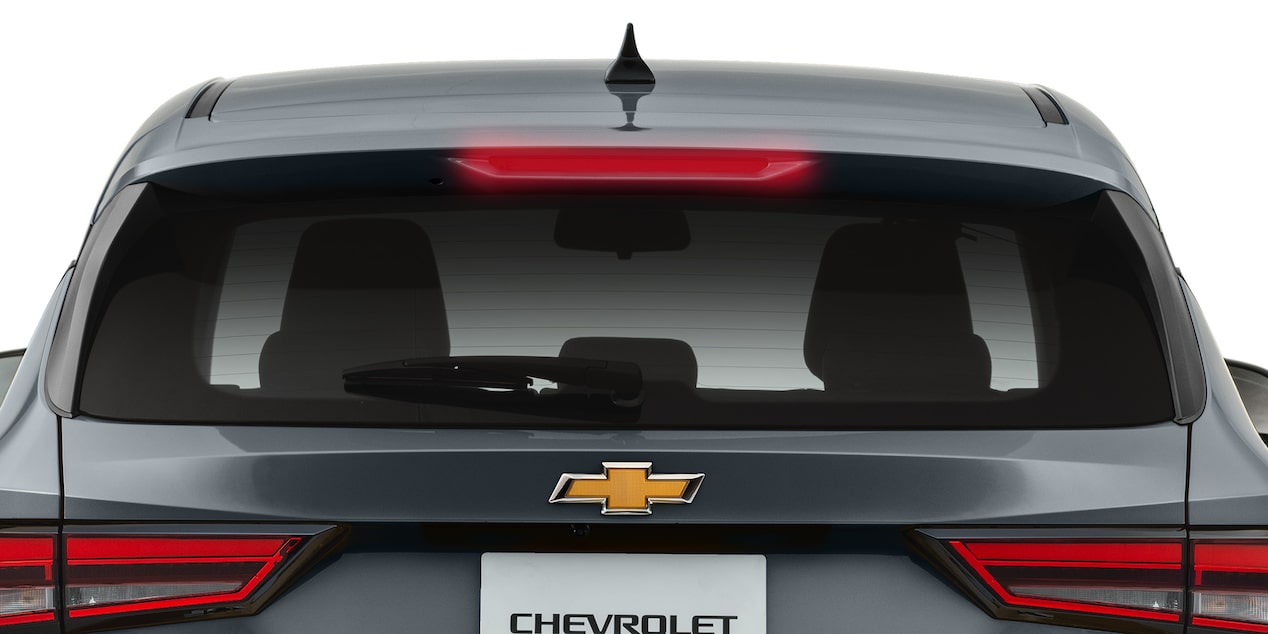 Chevrolet Aveo HB 2025, nuevo auto compacto con parrilla frontal con detalles bi-tono cromo y negro brillante