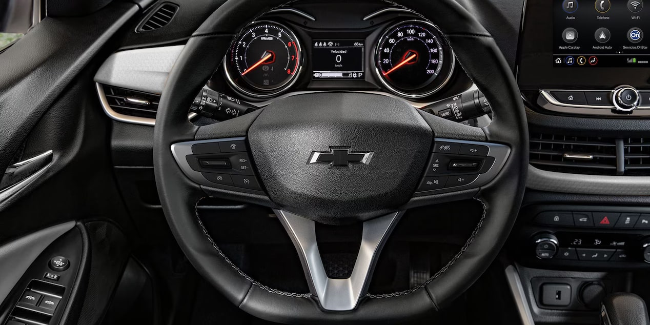 Controles de audio y teléfono al volante para Chevrolet Onix 2026, sedán