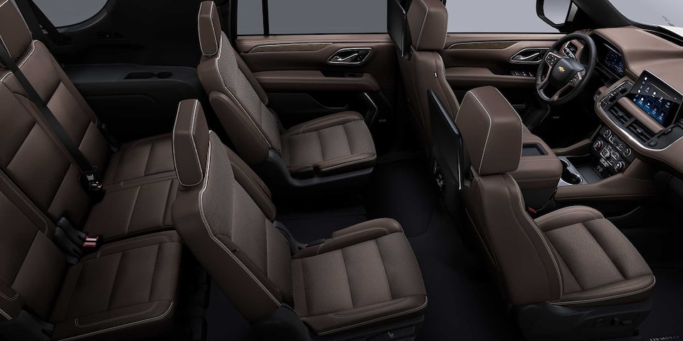 Chevrolet Suburban 2023 con interior en color piel mocha