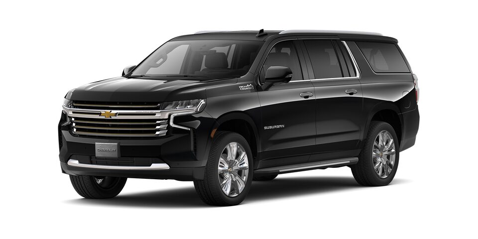 Chevrolet Suburban 2023 con faros LED en color negro