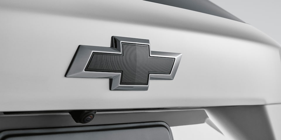 Emblema negro para Chevrolet Trax 2024