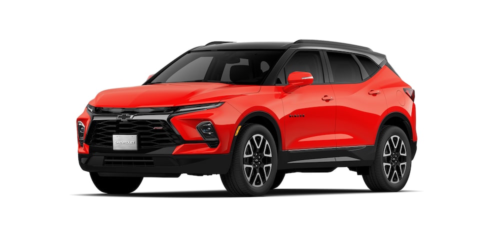 Chevrolet Blazer 2025 versión RS, camioneta mediana con nuevo diseño deportivo y fascia en forma de panel
