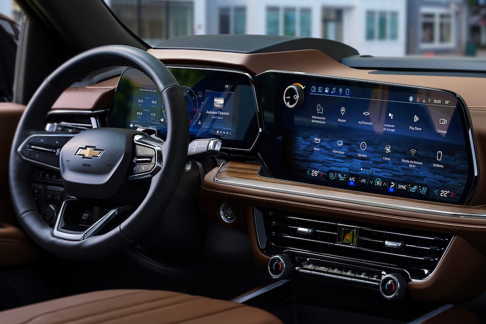 Nueva Chevrolet Suburban 2025 con Pantalla táctil de 17.7 pulgadas y Google integrado