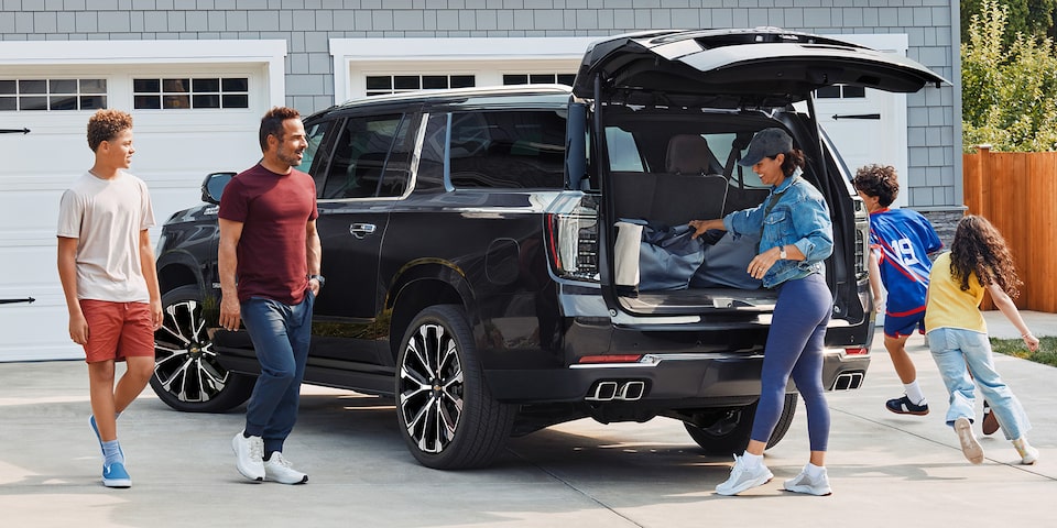 Chevrolet Suburban 2025 con Nueva Pantalla táctil de 17.7 pulgadas, Clúster de información 11"  en todas sus versiones