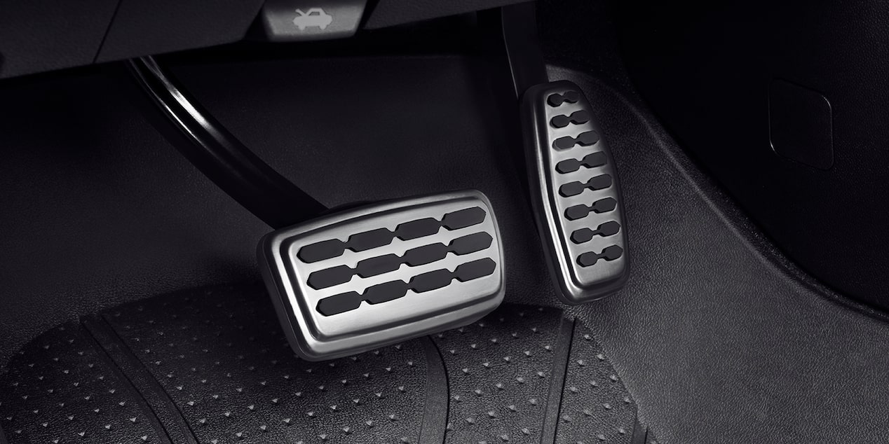 Pedalera deportiva para interior de Chevrolet Tahoe 2026