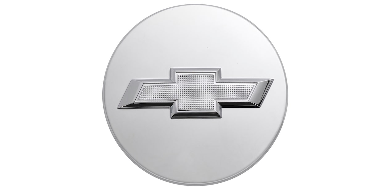 Centro de rin plateado con emblema Chevrolet plateado de Chevrolet Tahoe 2026