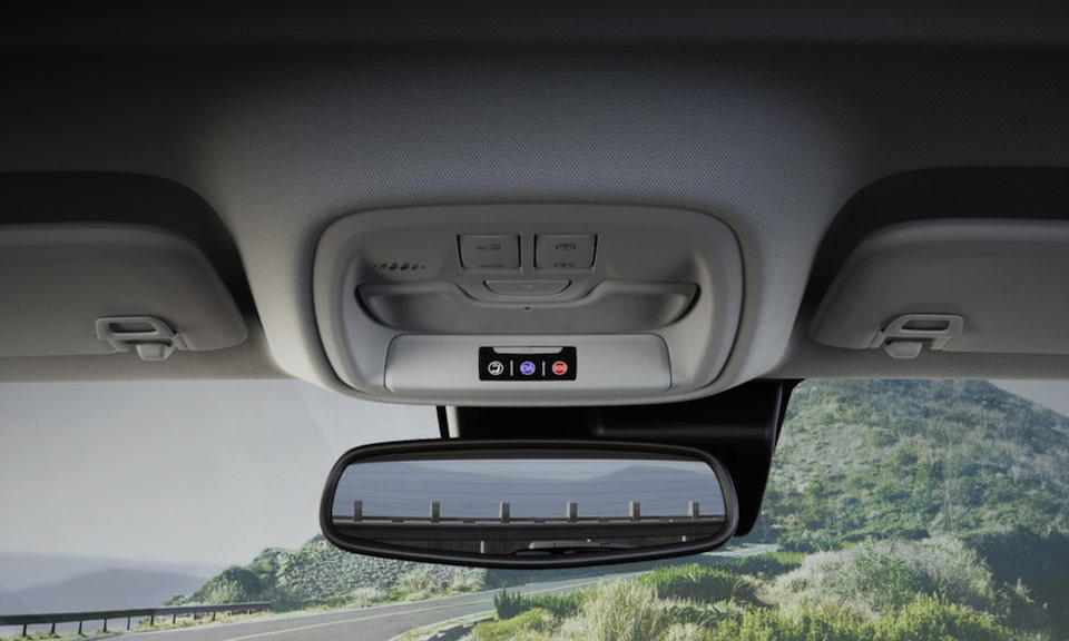 SUV Chevrolet, equipada con servicios de seguridad y protección OnStar con asistencia en accidentes y robo.