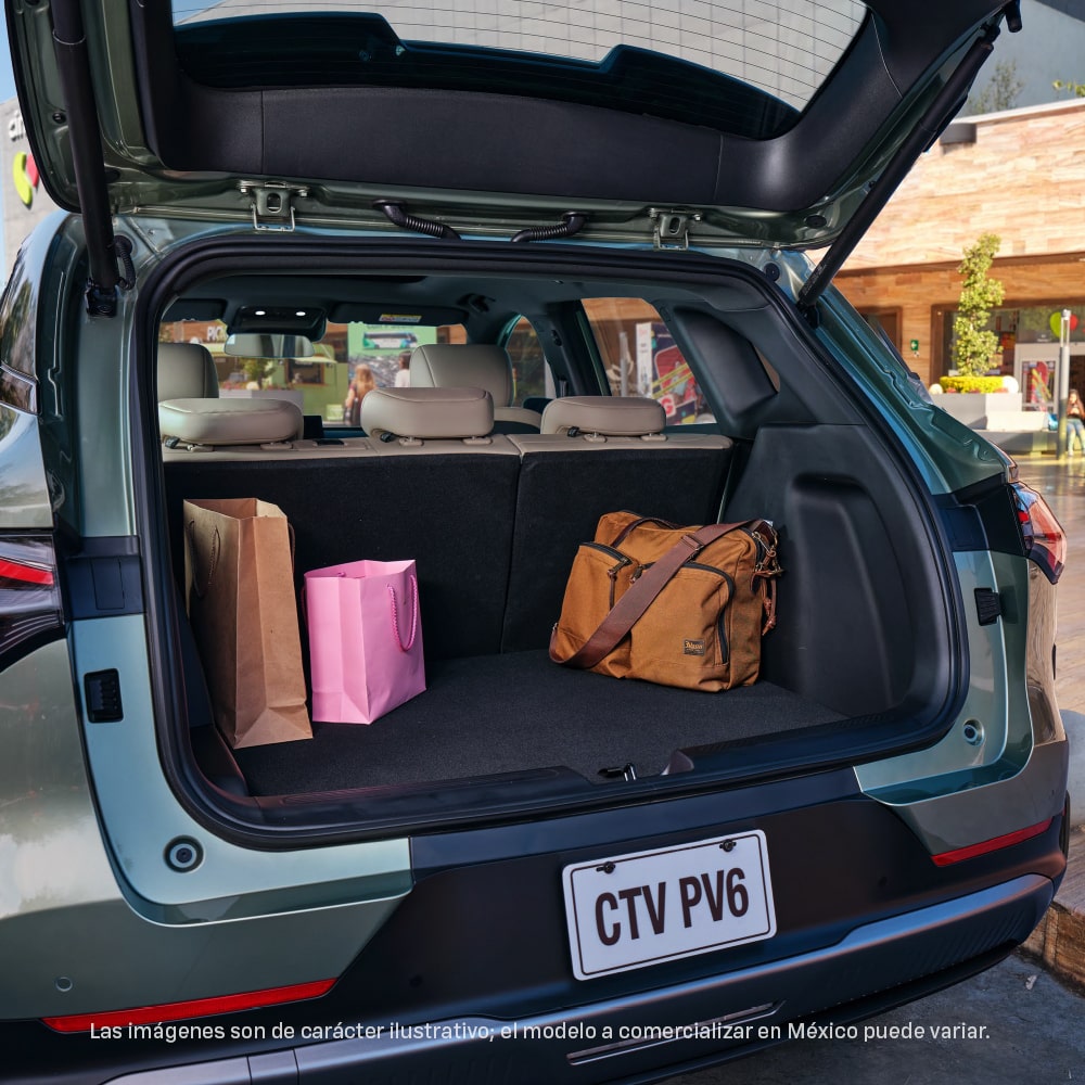 Nueva Chevrolet Captiva PHEV con cajuela eléctrica