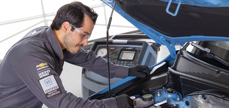 Nadie más que Chevrolet cuenta con el respaldo de 297 talleres certificados y más de 1300 técnicos automotrices especializados