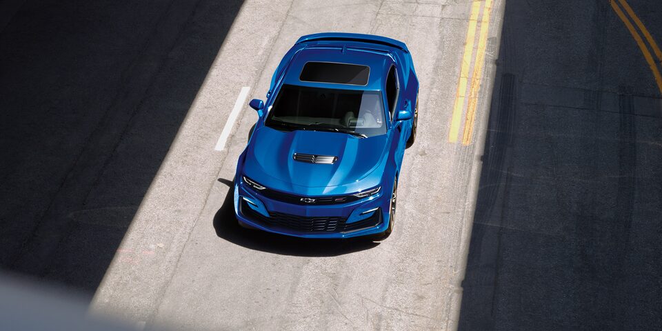 Accesorios para mejorar el desempeño de tu Chevrolet Camaro Coupé 2021, auto deportivo