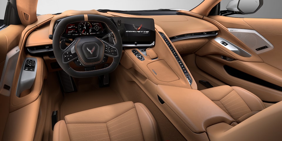 Chevrolet Corvette Stingray 2024 con interior natural dipped