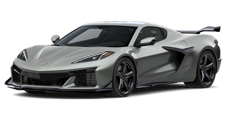 Chevrolet Corvette Z06 2024 en color hypersonic gray metallic