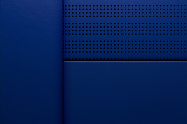 Jet Black / Santorini