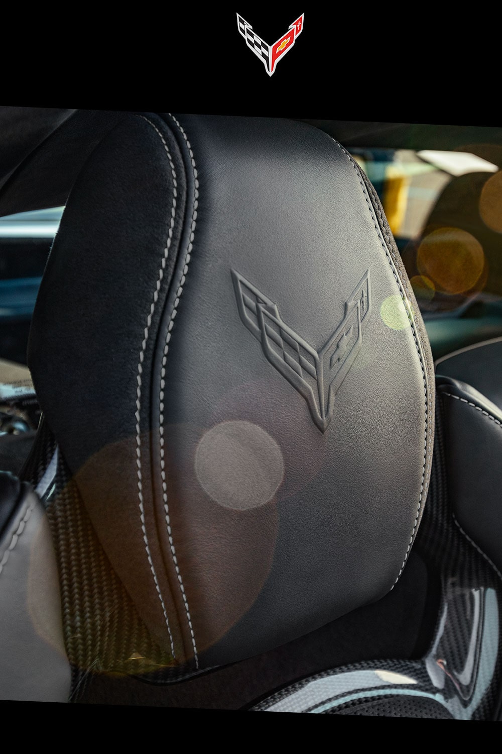 Logotipo ZR1 bordado en el asiento deportivo del Chevrolet Corvette ZR1.