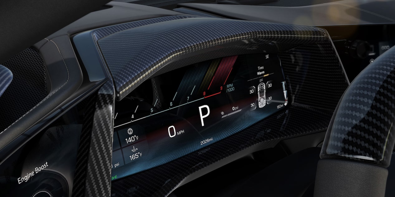 Cubiertas y detalles en fibra de carbono del Chevrolet Corvette ZR1 2026, muestra del trabajo meticuloso y materiales premium.