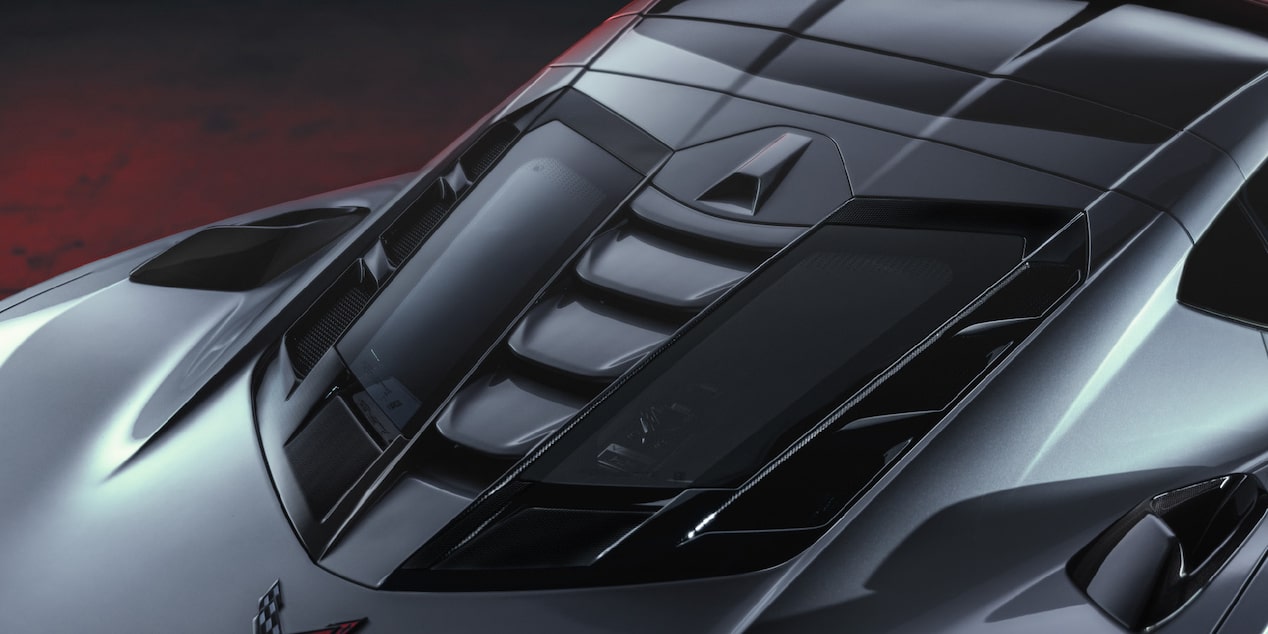 Componentes de fibra de carbono del Corvette ZR1X en paneles de techo y carrocería