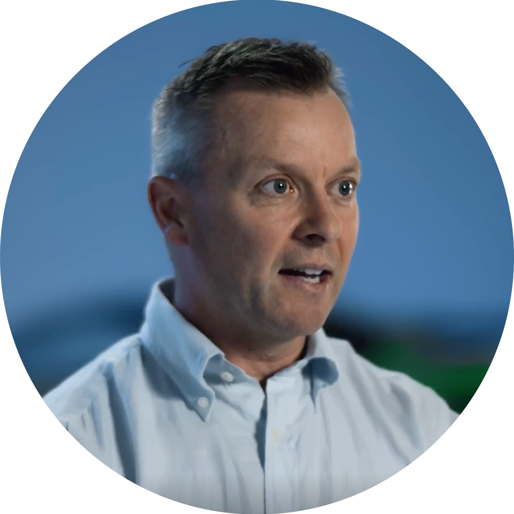 Trevor Hall hablando sobre tecnología y desempeño del Corvette ZR1X