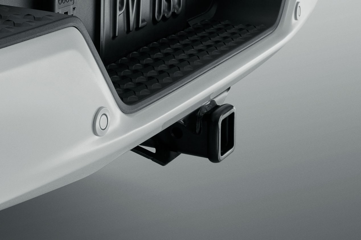 Enganche de remolque para camioneta todo terreno Chevrolet Colorado 2024 4x4.
