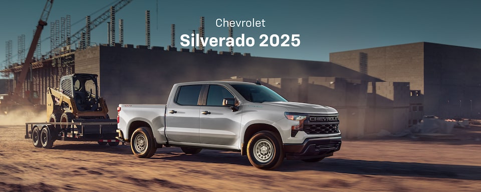 Poderosa camioneta de trabajo, Chevrolet Silverado Turbo 2025, tracción 4x4 y robusta capacidad de carga
