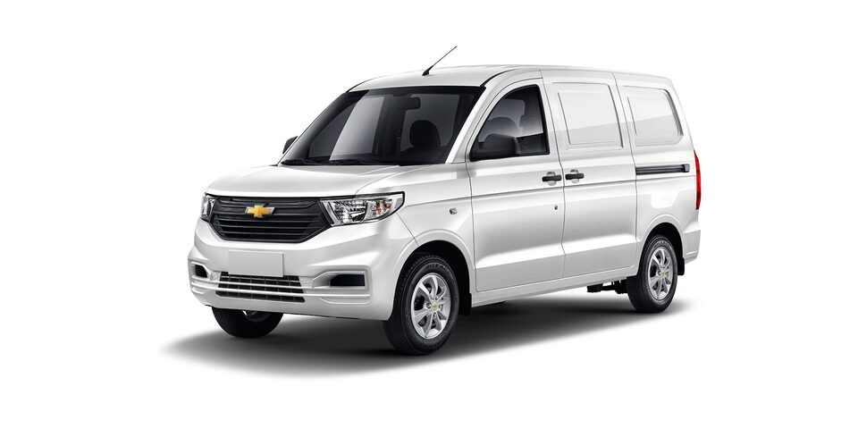 Chevrolet Tornado Van 2023 en color blanco